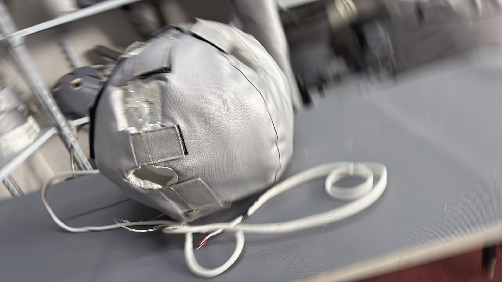 ±1℃精度背后的秘密：可拆卸保温套如何让反应釜控温更精准？